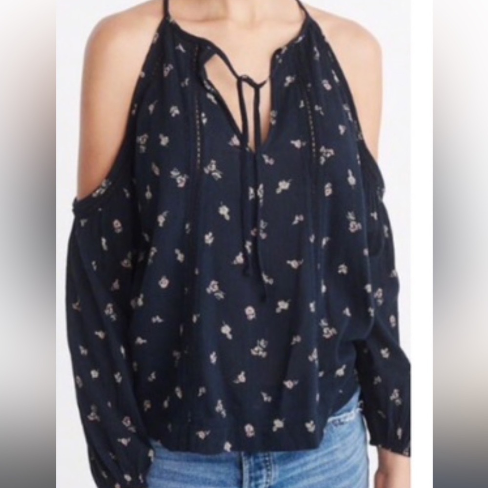 Abercrombie floral cold shoulder top